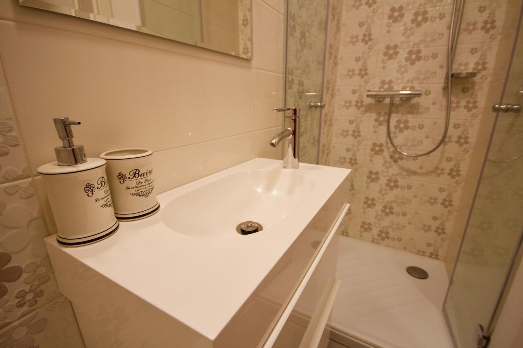 Albina Apartment リュブリャナ エクステリア 写真