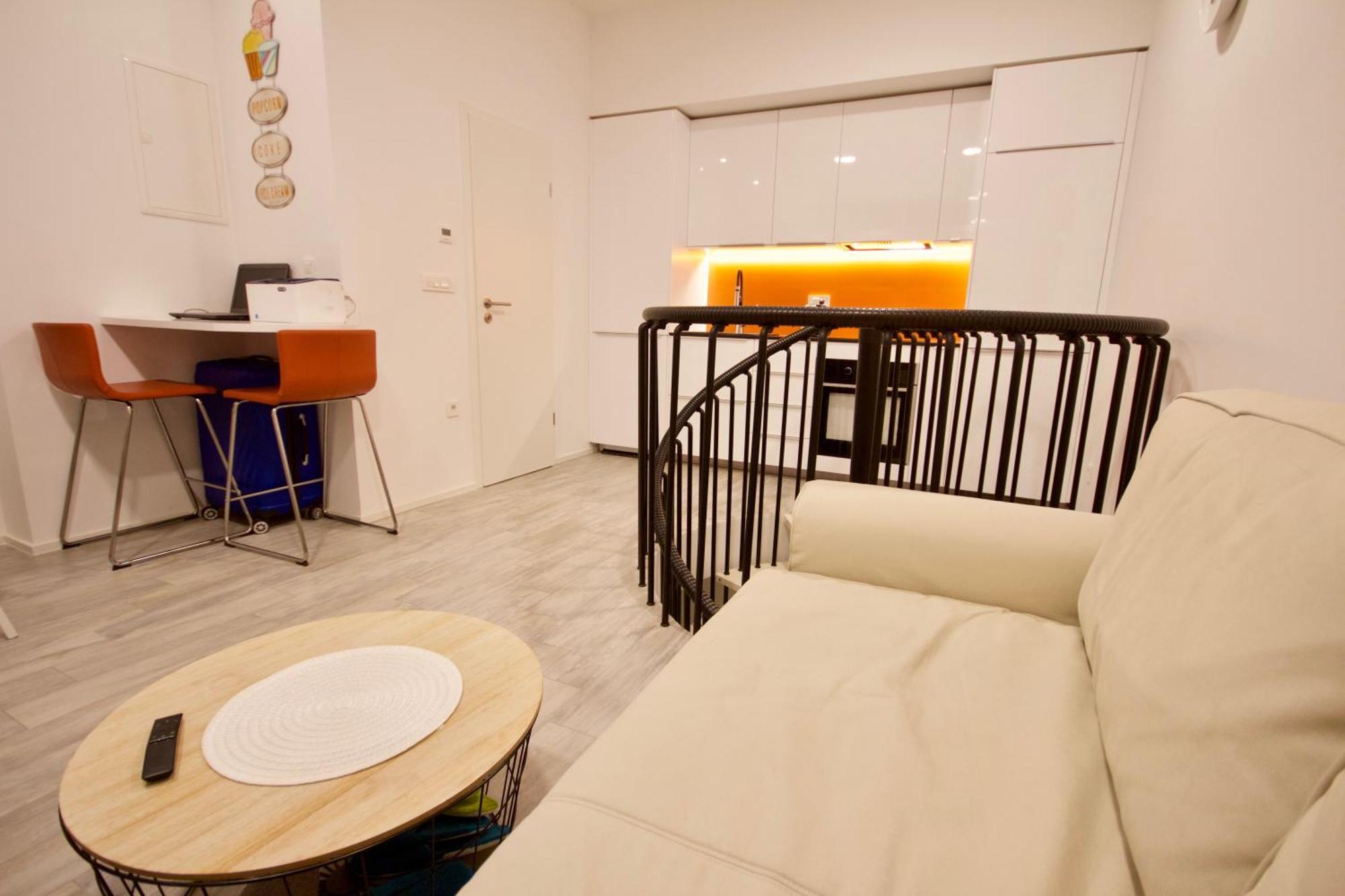 Albina Apartment リュブリャナ エクステリア 写真